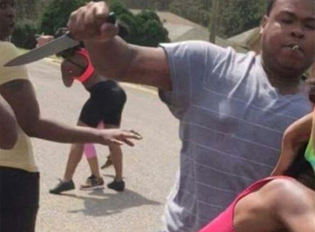 9:15     one of the thieves' friends / stab one of neighbours