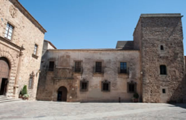 Palacio de Hernando de Ovando