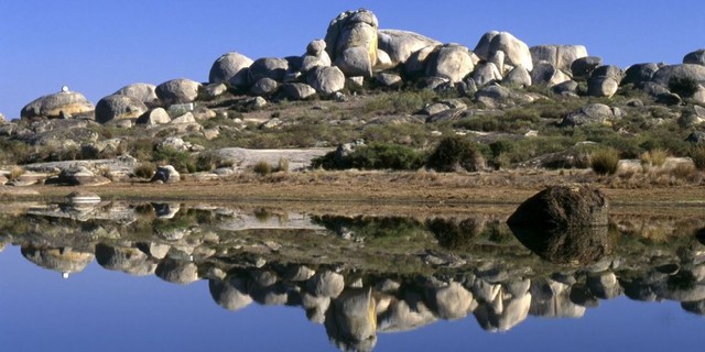 Los Barruecos, a un paso del Camping Cáceres