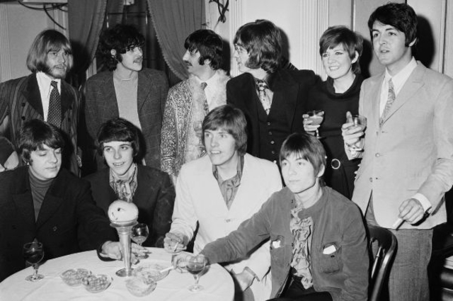 Anys 60’s  -Grups anglesos (Beatles/Rolling Stones)