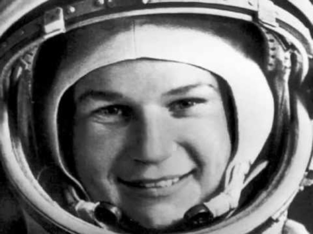 Primera mujer en viajar al espacio