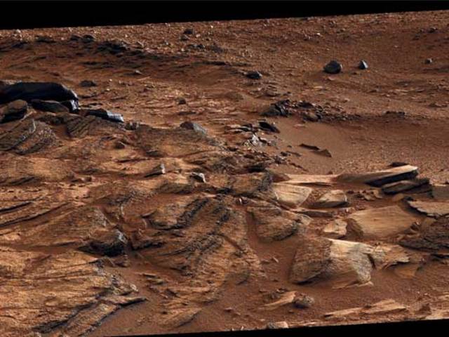 First manned space station, man 3 drops capsule on mars