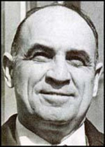 BURGLARS LINKED TO NIXON