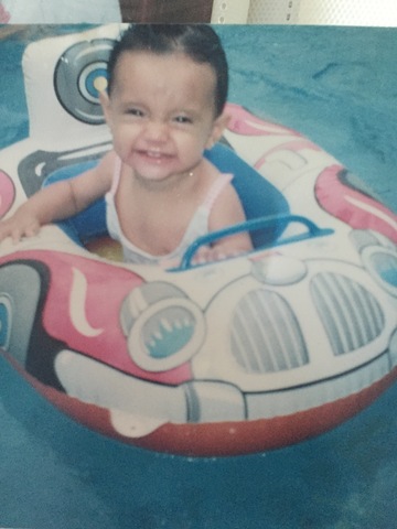 Al año ya sabia nadar