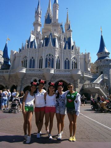 disney con mis amigas