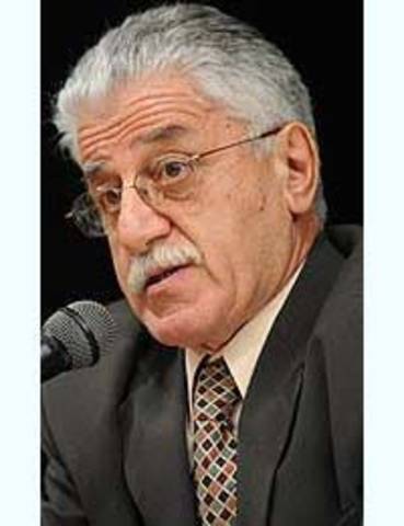 Tedesco, se desempeñó como docente de historia de la educación.