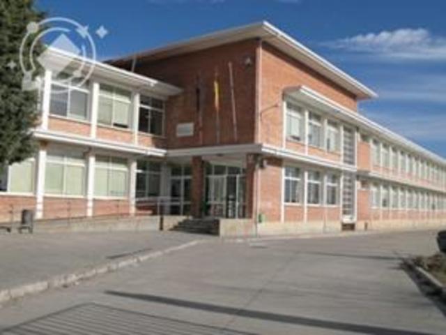 Nombramiento de un IES en Portillo a su nombre