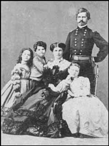 What family members did Nathan Bedford Forrest have