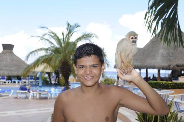 MI primer foto con un mono ardilla