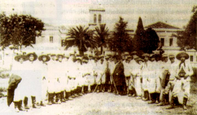 Se abre la Escuela Nacional de Veterinaria