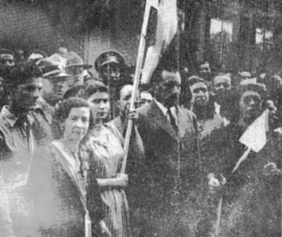 Violencia y Huelga de los brazos caídos