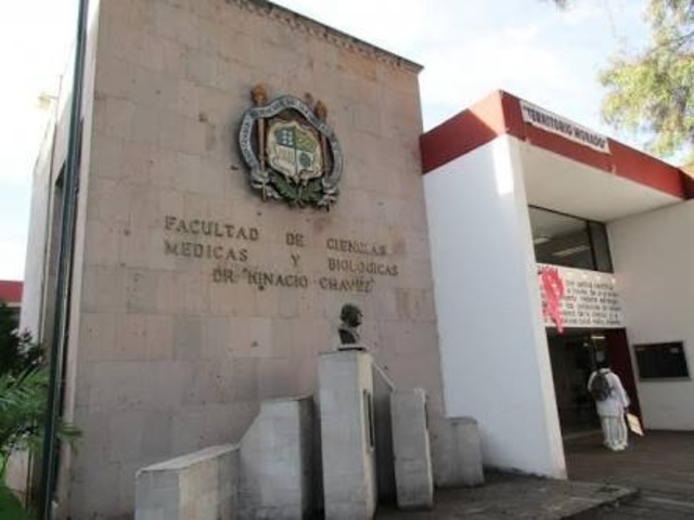 Ingreso a Licenciatura en Medicina