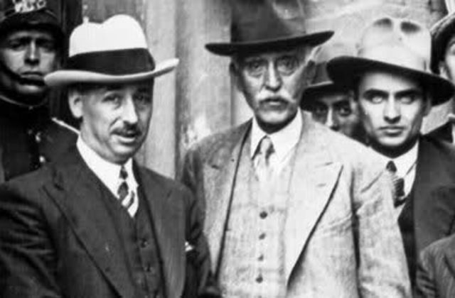 ...I FRANCESC MACIÀ (1931)