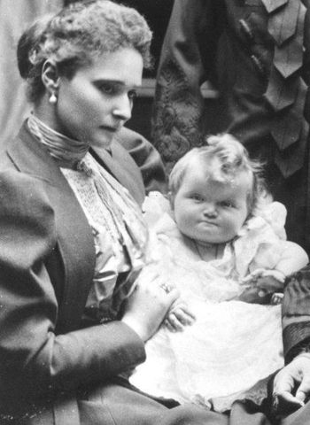 Alexandra gives birth to her first child, Olga