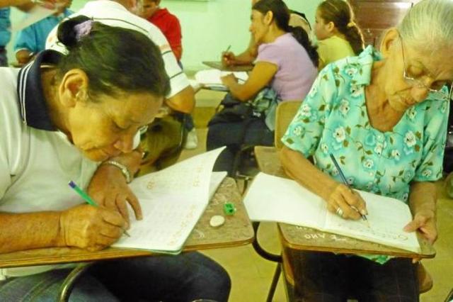 Crecimiento significativo de la educación de adultos