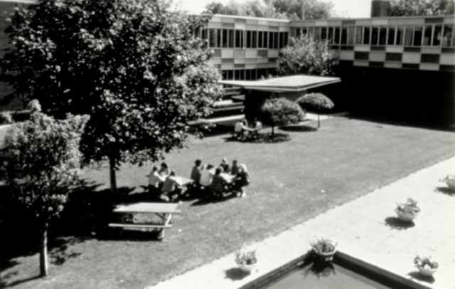 East York Campus opens with new library