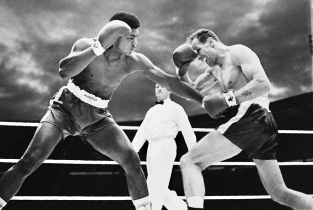 La pelea frente a Henry Cooper