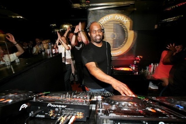 HOUSE:  Frankie Knuckles