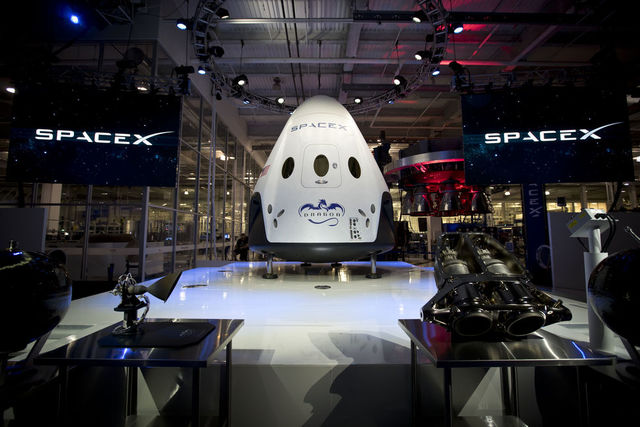 Space X Dragon Capsule