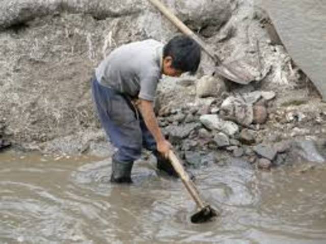 Convenio 182 de 2000 . Art. 4