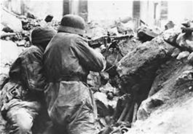 Nazi troops occupy Northern Italy