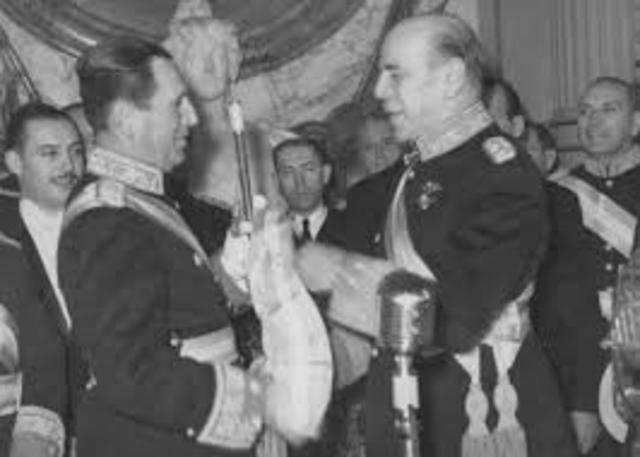 Asume Perón su segundo mandato