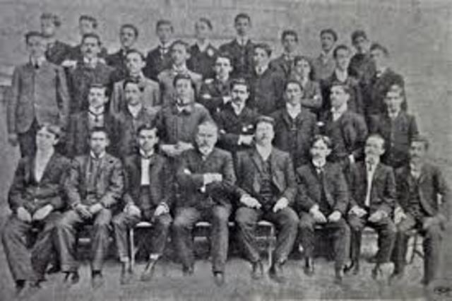 Instalação das Escolas Internacionais