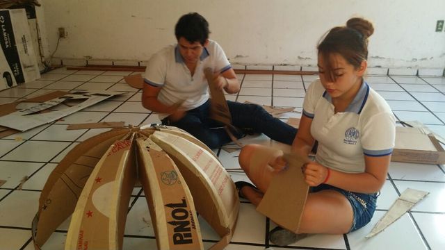 Se comenzo el colocado de los intermedios entre aspa y aspa