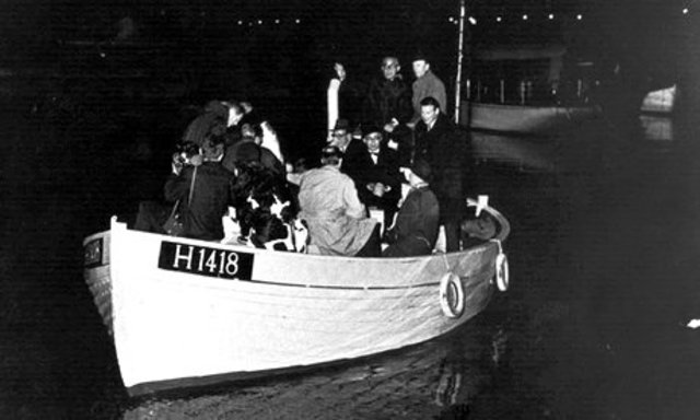 The Jews Arrive in Sweden