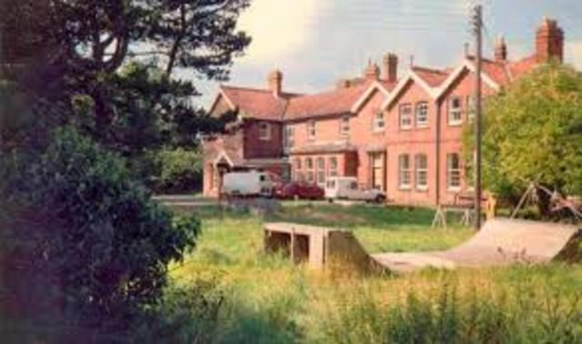 fundacion de la escuela summerhill