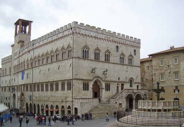 UNIVERSIDAD DE PERUGIA-ITALIA