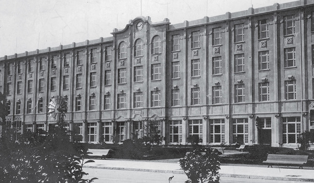 nuevo hotel de los inmigrantes