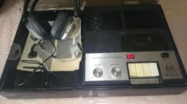 Laboratorio de Idiomas