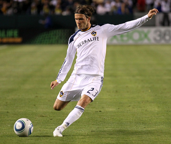 COMPETENCIAS: APRENDIZAJE DEPORTE FUTBOL