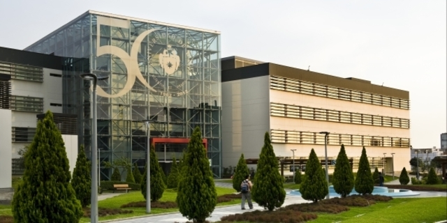 Universidad de lima y México