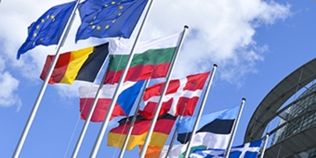 1957 más Escuelas para Padres