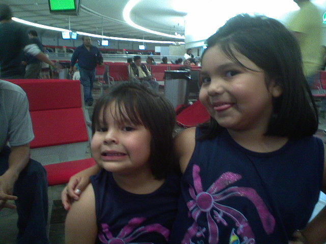 I WENT TO MEXICO CITY AND VISIT KIDKIDZANIA WHIT MY LITTLE SISTER