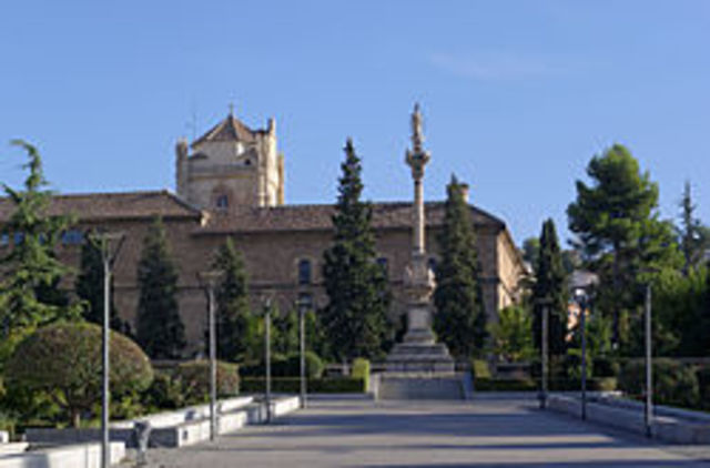 UNIVERSIDAD DE GRANADA