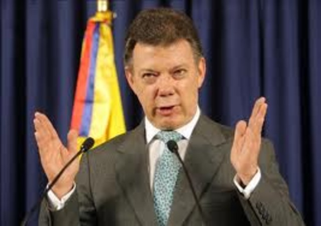 Juan Manuel Santos toma las riendas del pais