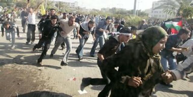 5 Johnny and Ponyboy run away from their hometown.