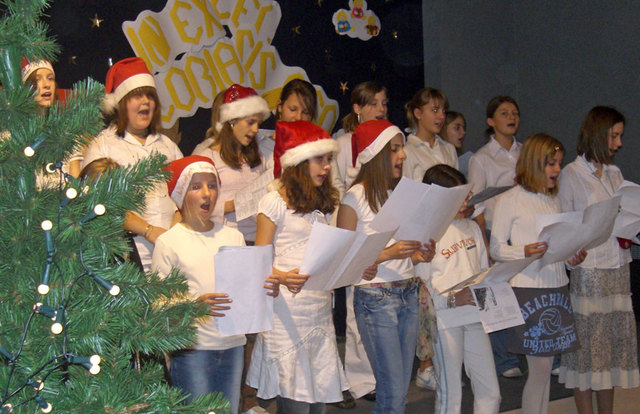 Christmas carols of the world concert.