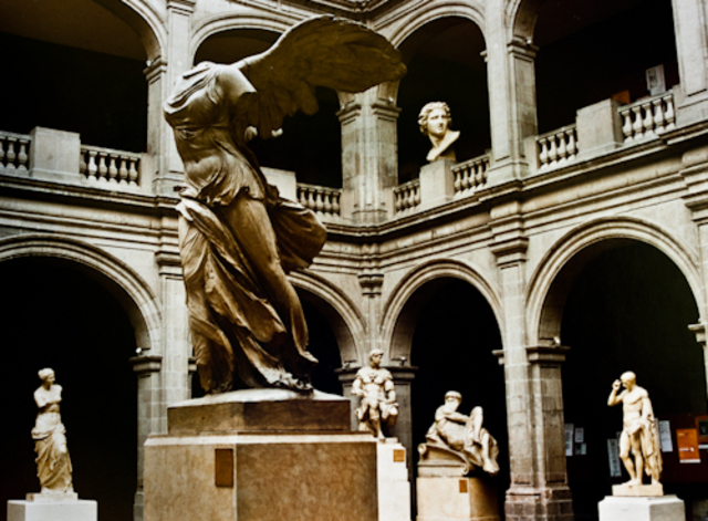 Se abre la Academia de San Carlos