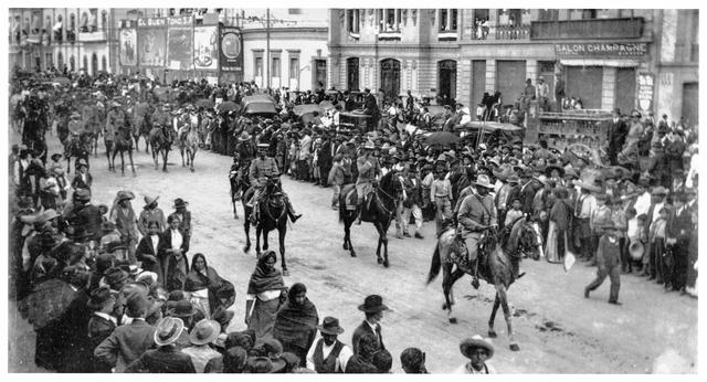 Venustiano Carranza entra a la capital