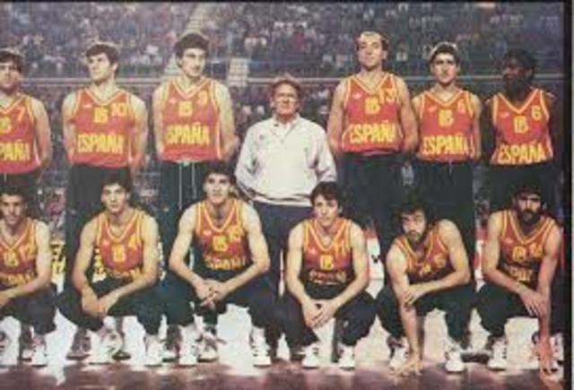 MEDALLA DE PLATA EN BALONCESTO DE ESPAÑA EN OLIMPIADAS DE LOS ÁNGELES 1984