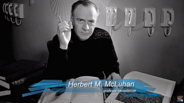 Herbert M. McLuhan  acuña el termino aldea global.  Esto es lo que sería internet