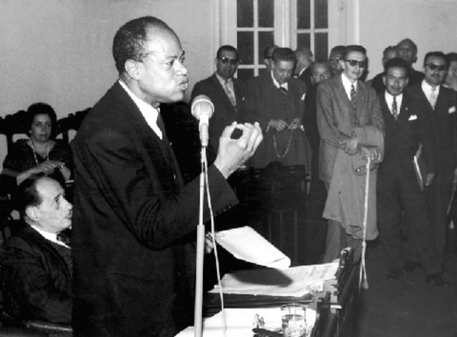 Liberales retiran su candidatura presidencial