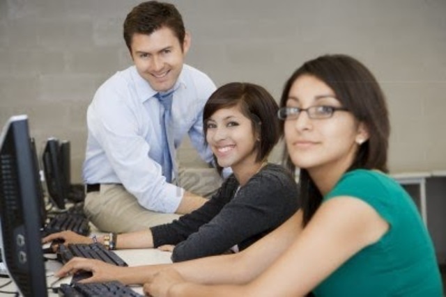 HÁZLO EN CASA: E- LEARNING, ÚNICA FORMA DE HACERLO BIEN Y LMS ES LO MEJOR ( 2000-mitad2001)