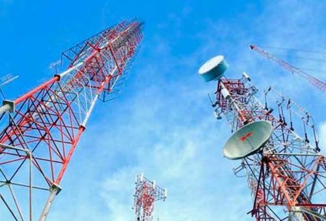 Primera concesión de comunicaciones a distancia otorgada a Juan de la Granja.