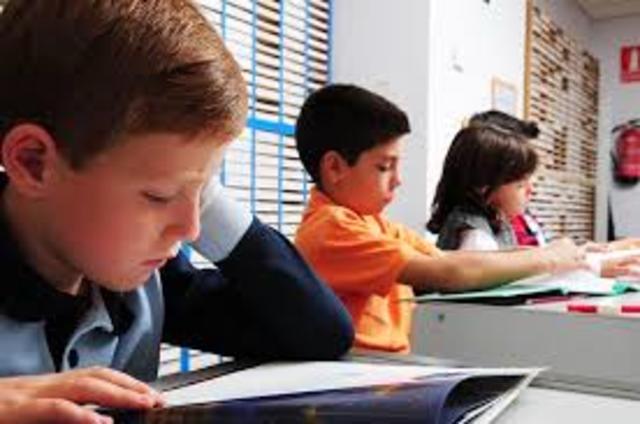 SIGLO XX EFECTIVIDAD EN LOS RECURSOS Y PROGRAMAS DE ENSEÑANZA