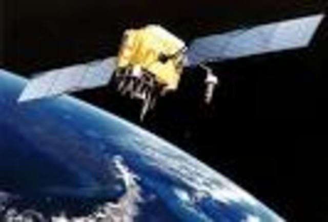 SATÉLITE  ARTIFICIAL